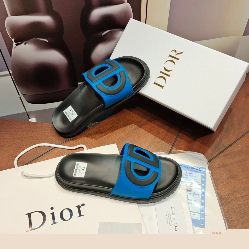 ch**an D*or slippers
